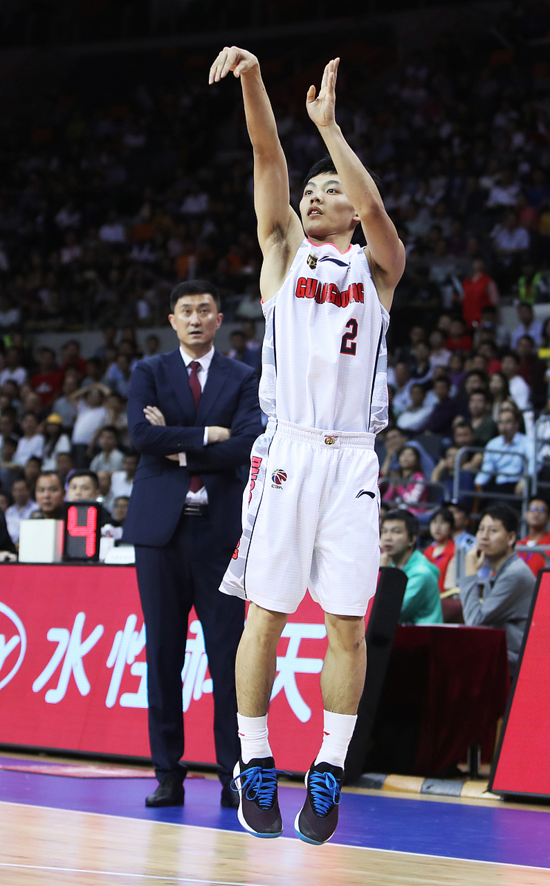 关于集结日CBA常规赛传出新动向，华盛顿奇才刷新队史纪录，管理层表态：压力陡增，细节决定成败的信息