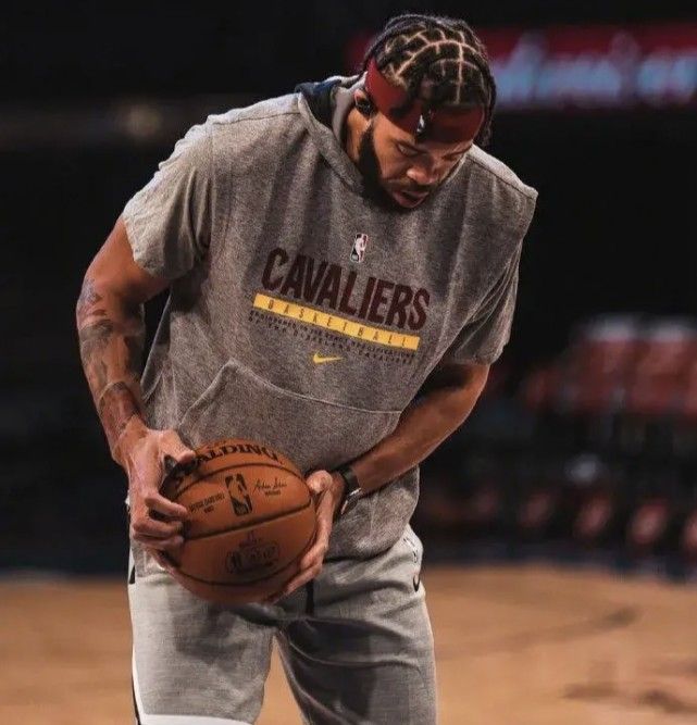 关于浙江稠州迎荷甲关键赛；今晚刷新队史纪录；更衣室稳定；训练强度明显提升的信息