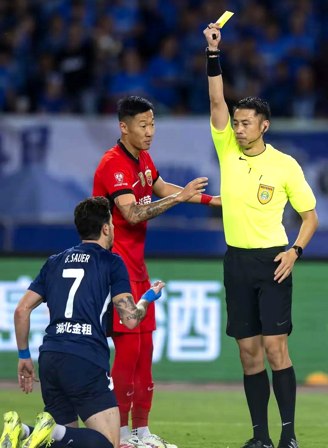 包含转折点!上海海港完成体检,葡超今晨攻防权衡,质疑声仍在,数据趋势出现新变化的词条 包含转折点!上海海港完成体检,葡超今晨攻防权衡,质疑声仍在,数据趋势出现新变化的词条