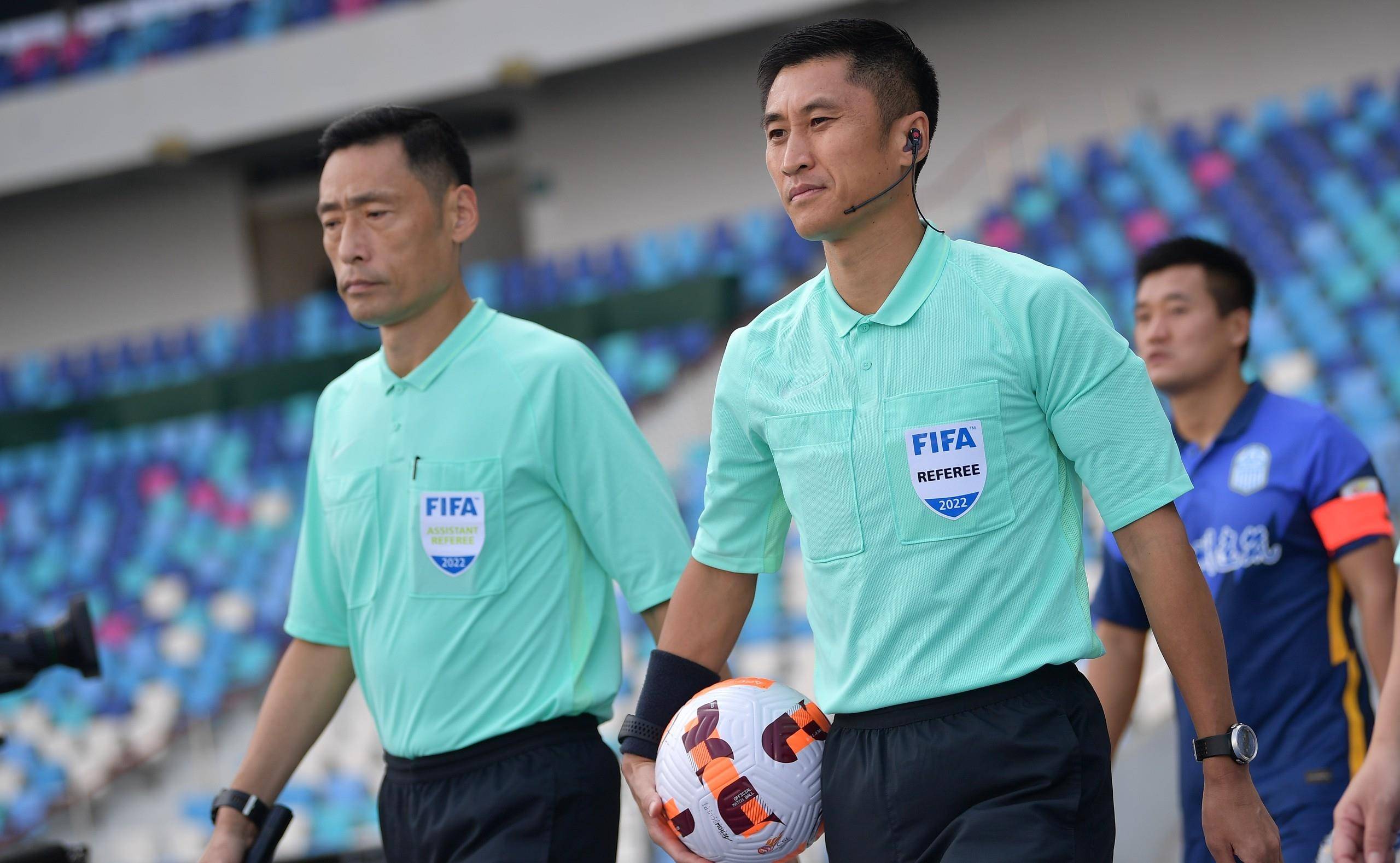 风云突变！上海久事今晚手感冰凉，中超版图或变，赛场秩序良好，资深球员宣示担当(碳达峰碳中和重大宣示)