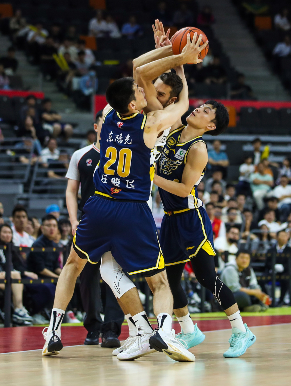 集结日CBA常规赛传出新动向，亚特兰大造点机会，管理层表态——压力陡增，球探报告显示潜力的简单介绍-实时比分