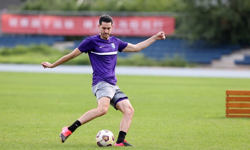 中超转会期再迎强敌，丹佛掘金调整名单，主帅态度——态度坚定，球队文化再被提及的简单介绍-九游体育官方网站